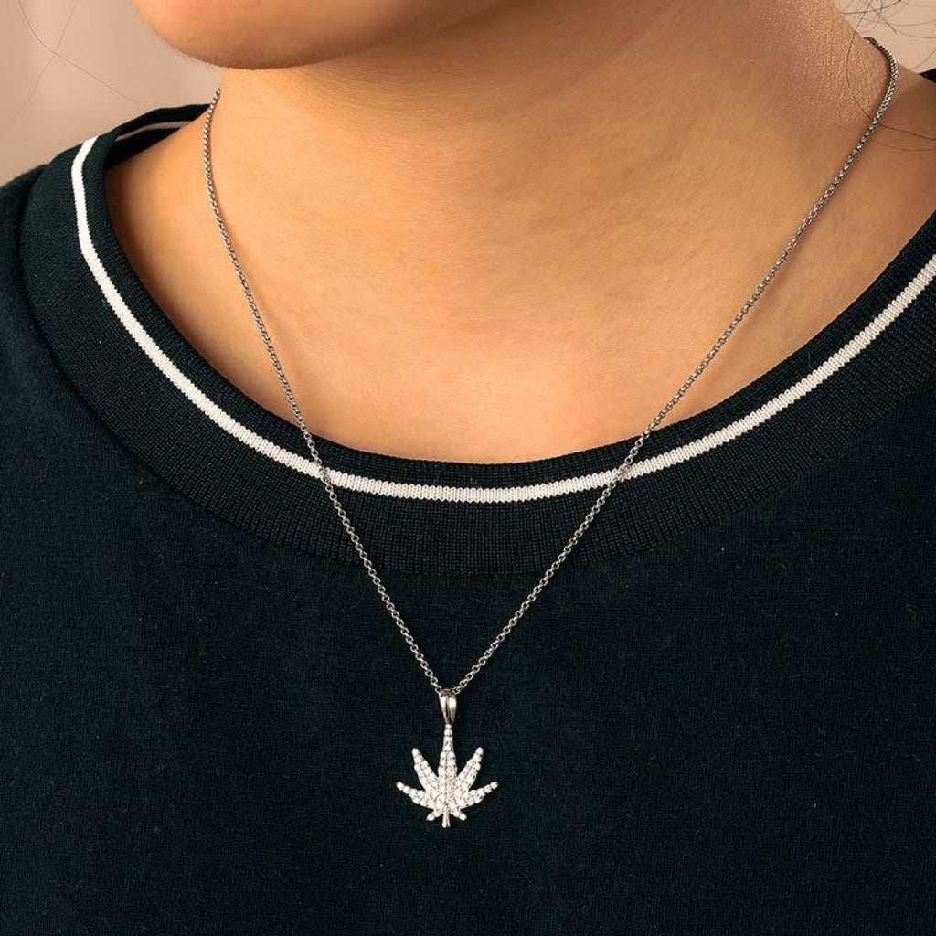 Pavé Leaf Moissanite Pendant