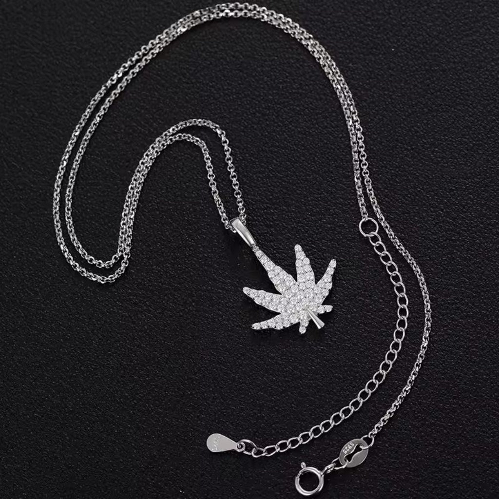 Pavé Leaf Moissanite Pendant